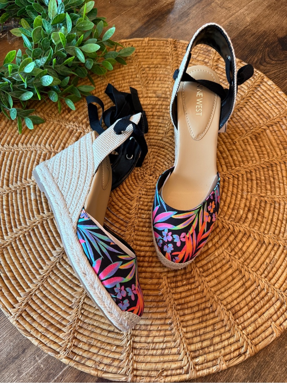 New Nine West Black Tropical Floral Tie-Ankle Espadrille Wedges